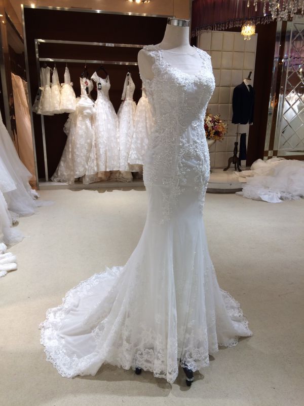 Delicate Lace Keyhole Mermaid Wedding Dress