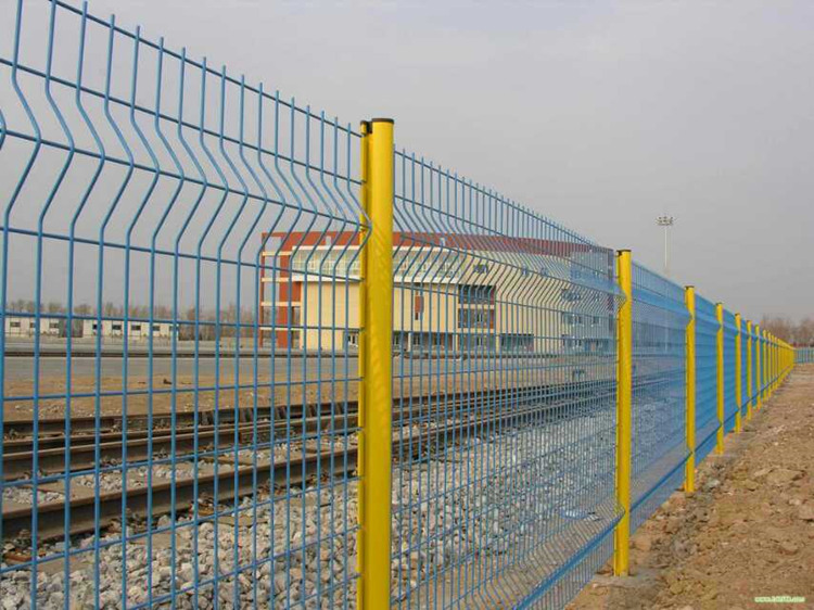 Manufacturer Supply Hot DIP Welded Wire Mesh Fence