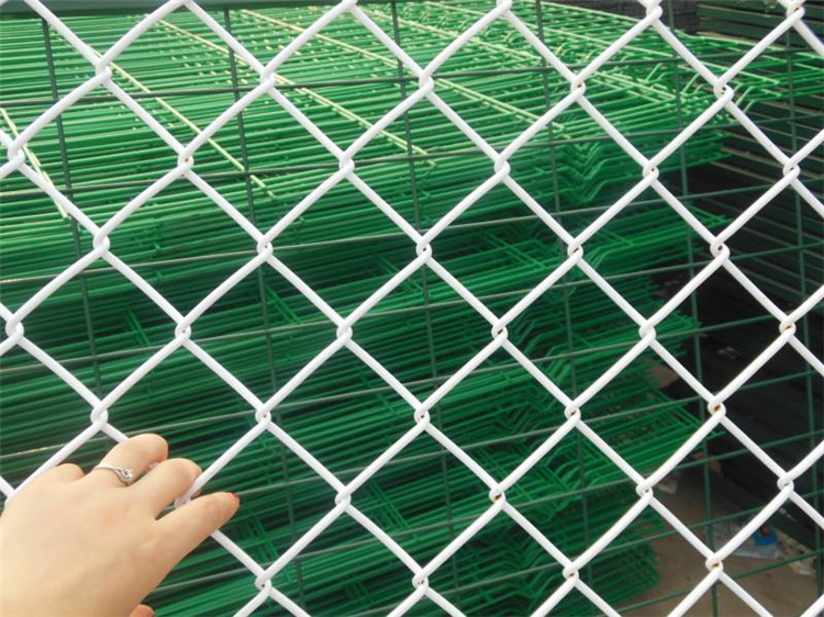 Chinese Yaqi Factory Supply Chain Link Fence with Lower Price