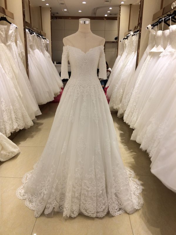 2017 3/4 Sleeve Lace Wedding Dress (Cathedral Train)