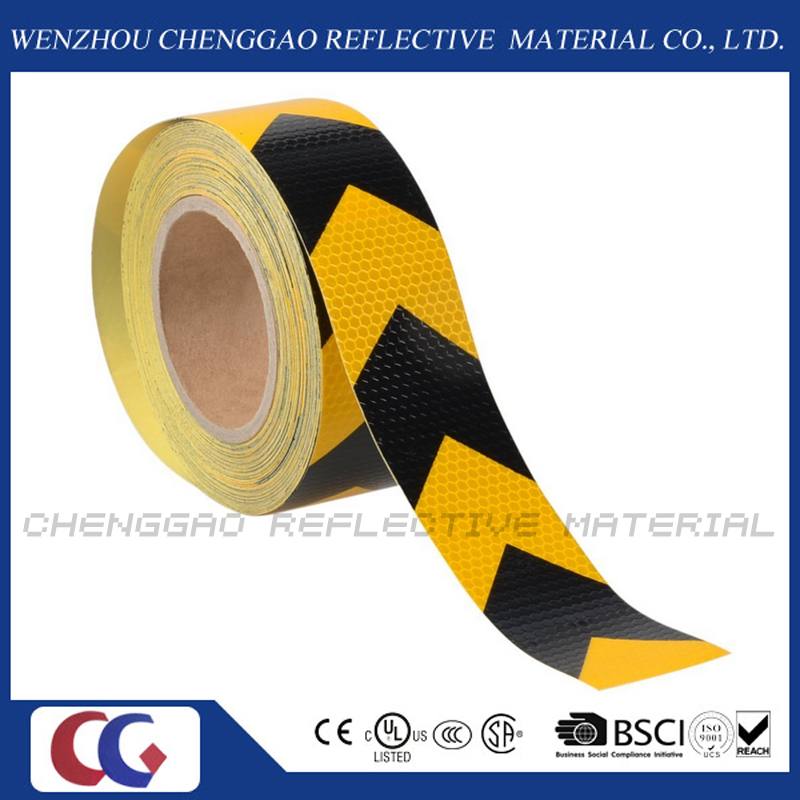 Black and Yellow PVC Reflective Sticker Rolls with Arrow (C3500-AW)