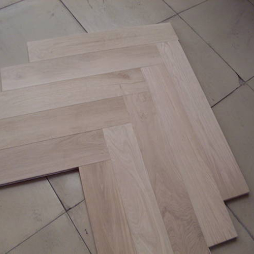 Herringbone Parquet Engineered Oak Wood Flooring