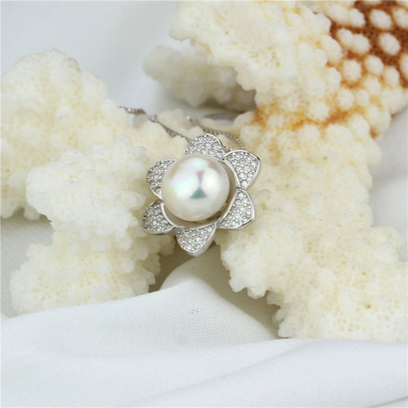 Snh Flower Shape Nice Women Freshwater Pearl Pendant