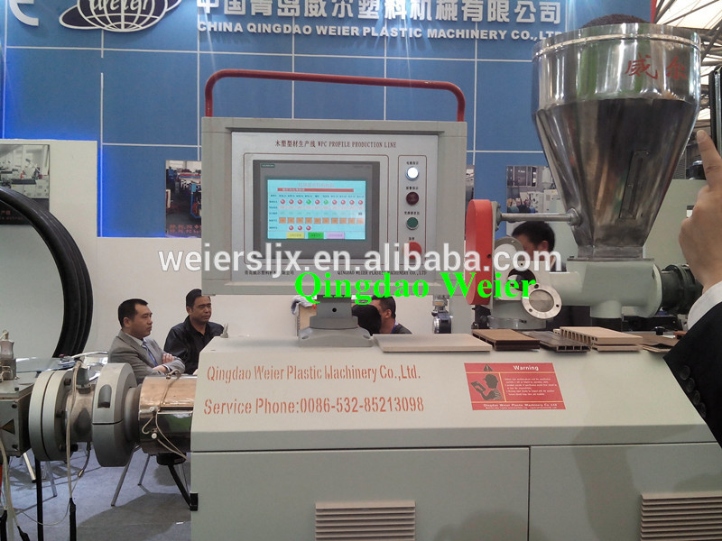 Full Automatic PVC/PP/PE Wood Plastic Profile Production Line