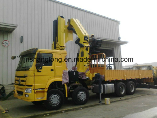 HOWO 8X4 371HP Heavy Wheel Crane 25ton