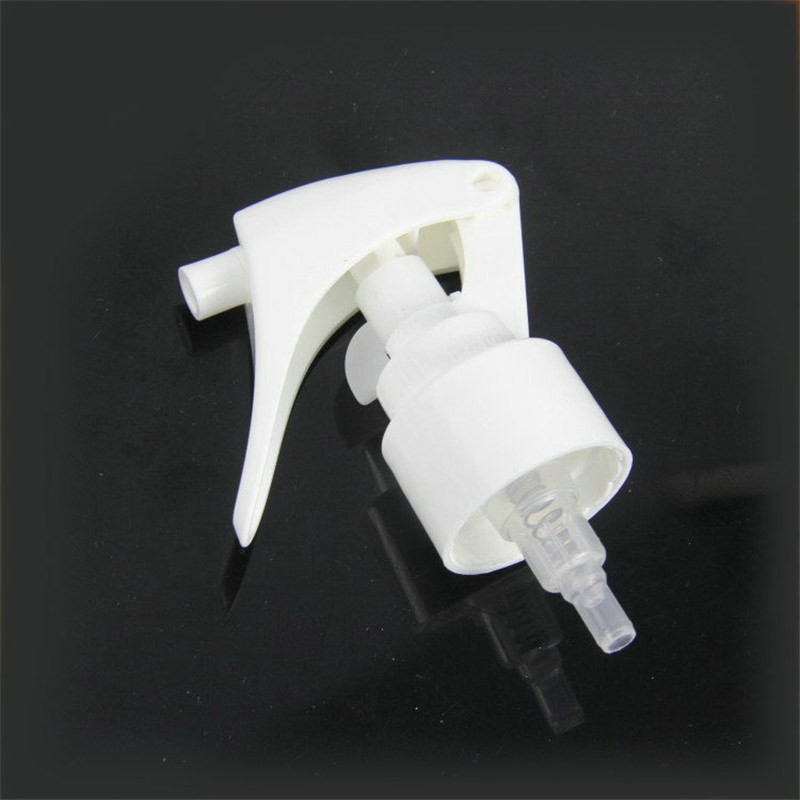 China Free Sample PP Plastic Trigger Sprayer Water Triger Sprayer (NTS17)