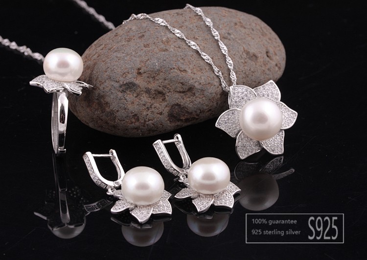 Natural Freshwater Pearl Set Flower Shape AAA 12-13mm Button Pearl latest Design Pearl Set