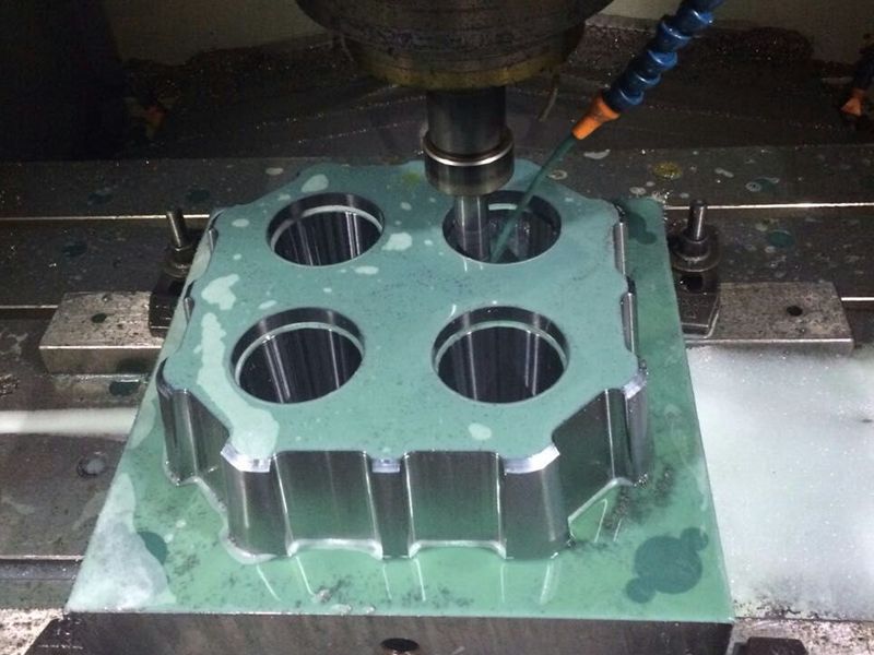 4 Cavities Plastic Injection Cup Mold