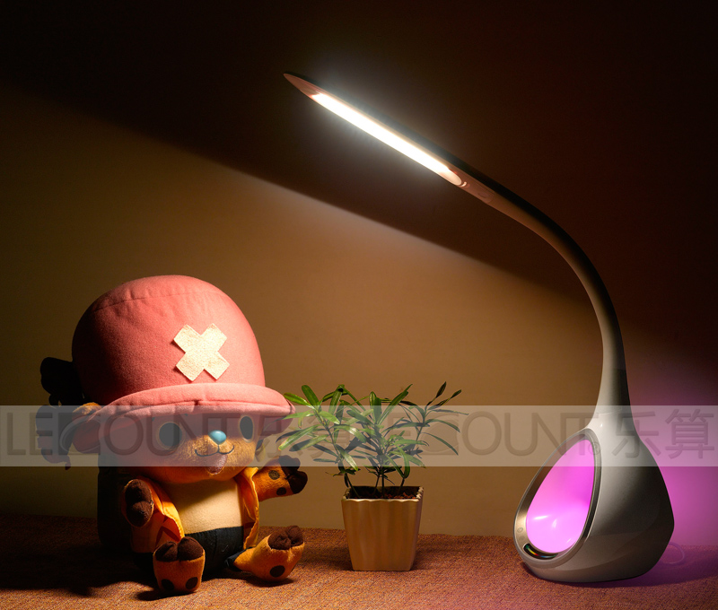 LED Desk Lamp with Magic Color RGB (LTB788)