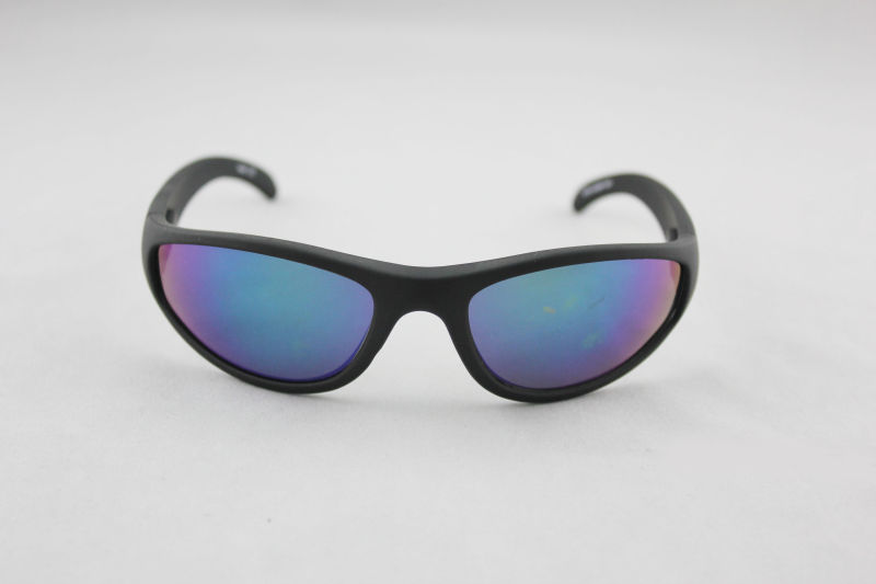 New Cheap Men Sport Sunglasses with CE Approved (91045)