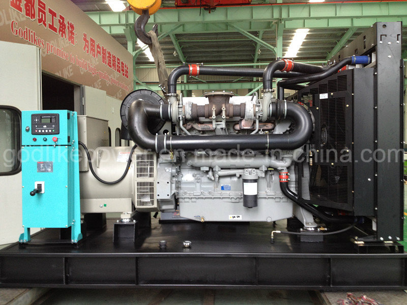 High Quality Afdordable Price Cummins Silent 400kw/500kVA Generator (KTA19-G4) (GDC500*S)