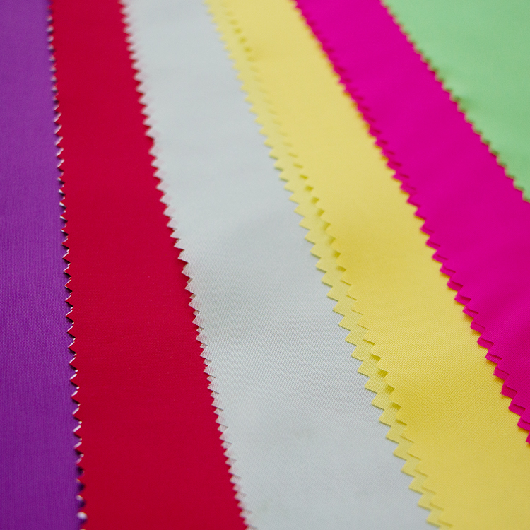 Shrink-Resistant taffeta fabric