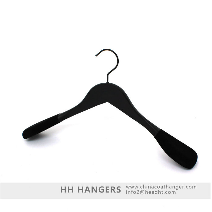 Wholesale Classic Big Shoulder Natural Wooden Clothes Suit Hanger