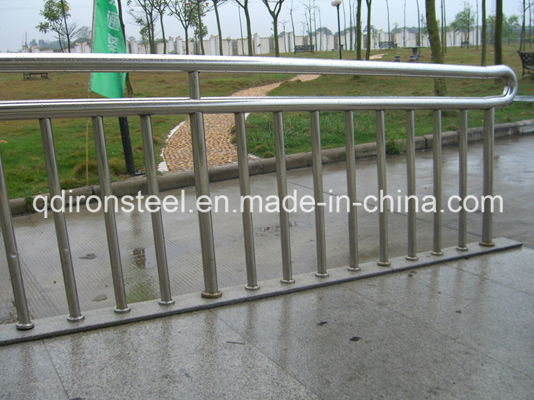 Stainless Steel Decorative Pipe by ASTM A213 TP304