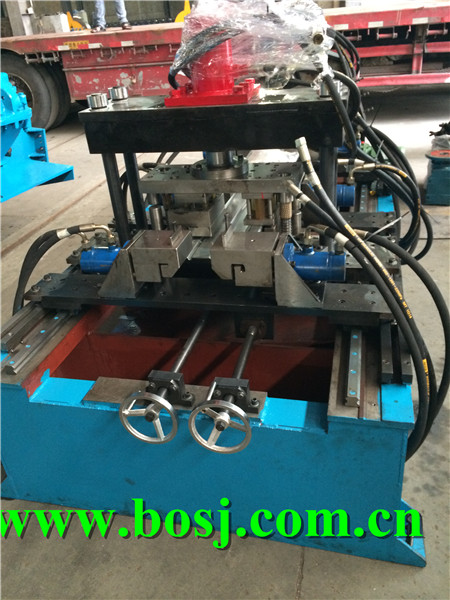 Auto Car Collision Beam Roll Forming Machine Maunfacturer Dubai