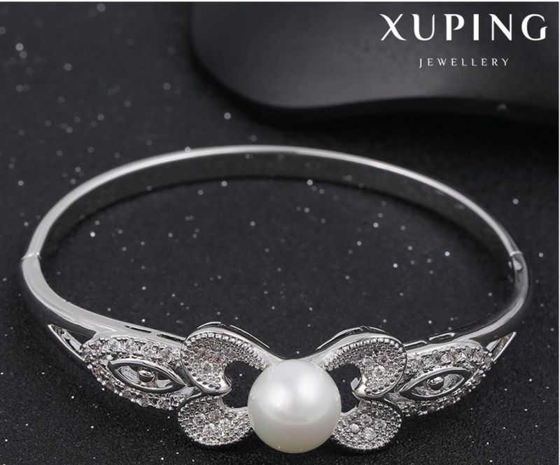 51500 Fashion Elegant Rhodium CZ Diamond Jewelry Bangle with Pearl for Women