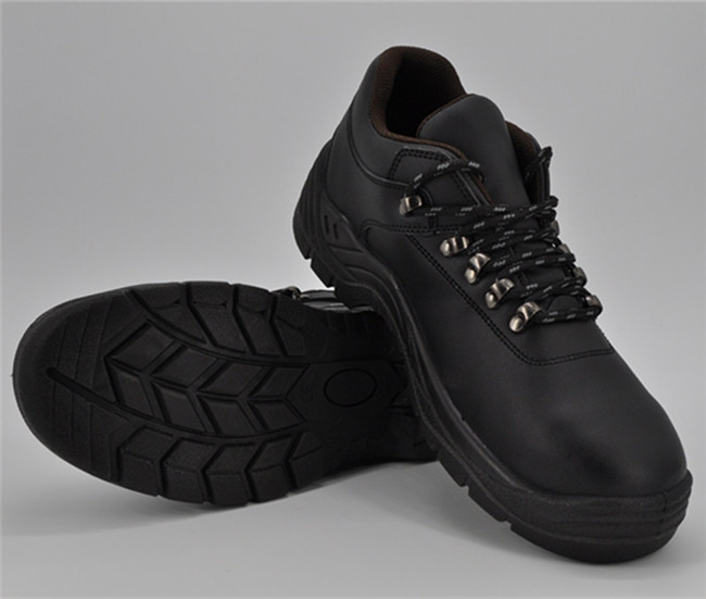 High Quality Smooth Leather Safety Shoes with Lace Ufb058