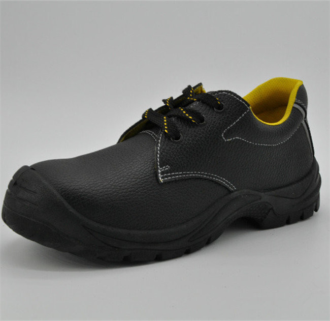 Simple Classic Embossed Leather Uppper Safety Shoes Ufb55.1