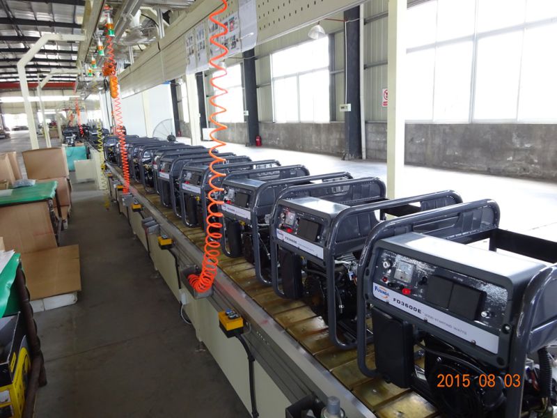 6kw Air Cooled Gasoline Generator/Generator/Generator Sets with Handle & Wheel Kit