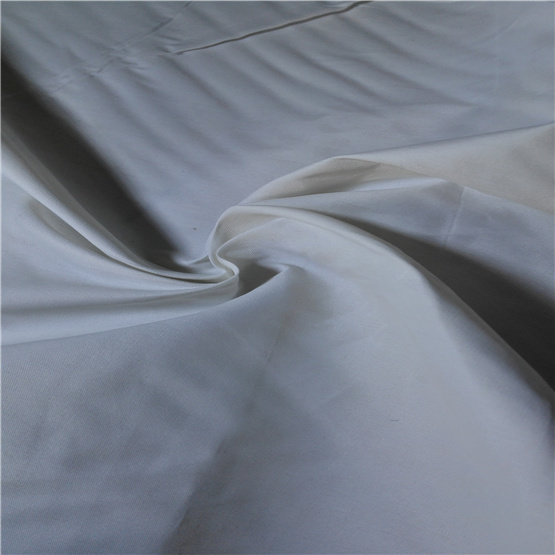 Water & Wind-Resistant Anti-Static Sportswear Woven Peach Skin 100% Polyester Fabric Grey Fabric Grey Cloth (43379)