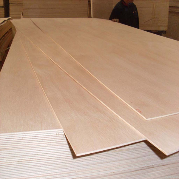 Standard Size 4*8 Feet Bintangor Plywood Price