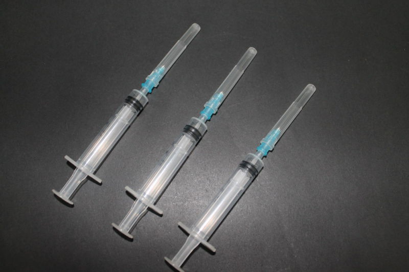 Plastic Medical Auto-Disable Syringes After Use