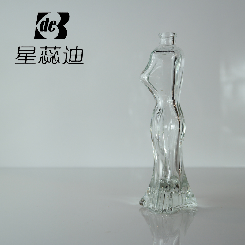 Factory Prcie Fashion Various Color and Design Glass Cosmetic Perfume Bottle