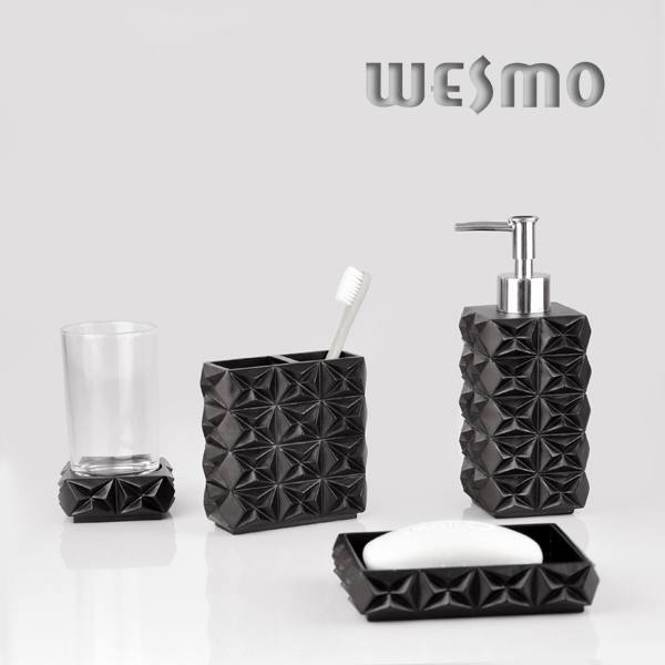 Imitated Wood Carving Polyresin Bath Set (WBP0287A)