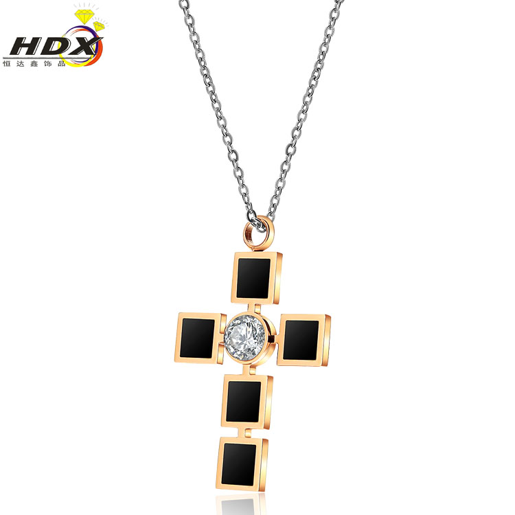 Fashion Necklace Stainless Steel Jewelry Cross Pendant (hdx1016)