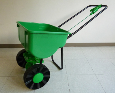 Garden Manual Salt Fertilizer Spreader