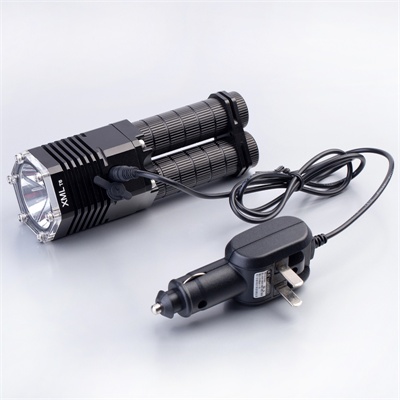 Two CREE Xml T6 LED 2X18650 T07 Flashlight