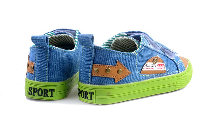 2014 Breathable Soft Bottom Children Canvas Shoes (BF-BL07)