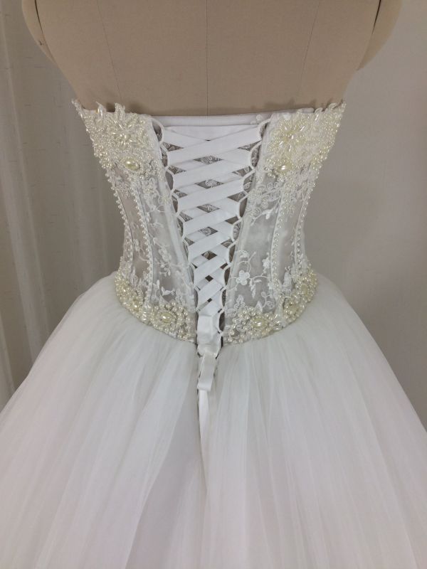 Trendy Elegant See Through Sparkling Pearls/Rhinestone Wedding Dress