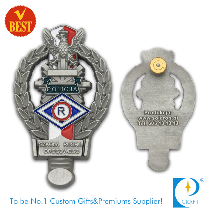 Canada Police Badge in Customized Design with Zinc Alloy