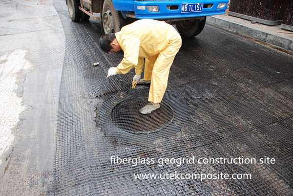 Bitumen Coated Fiberglass Geogrid for Reinforcing Asphalt Pavement