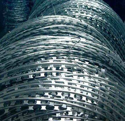 Galvanized Razor Barbed Wire Made in China