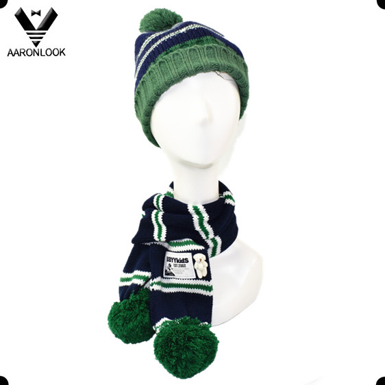 Fashion Cute Knitted Children Beanie and Scarf with Pompom