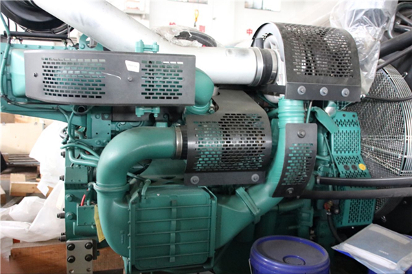 800kw Cummins Open Type Diesel Generator