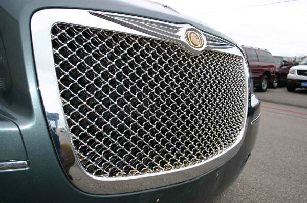 China Best Quality Automotive Grill Mesh for Car