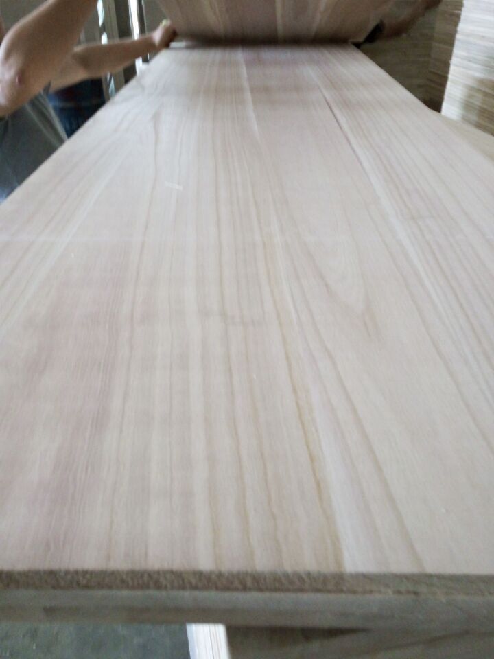 Manufacturer Price Paulownia Edge Glued Panels Solid Wood Board