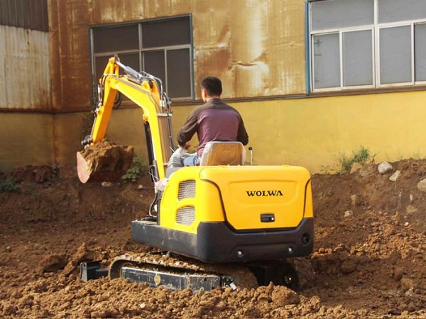 Famous 2ton Small Hydraulic Excavator