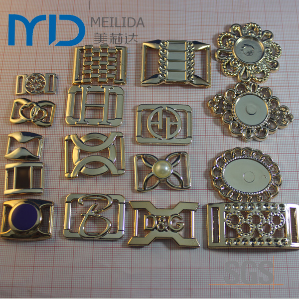 Fashion B Letter Plastic Shoe Buckles and Accessories in UV Plating