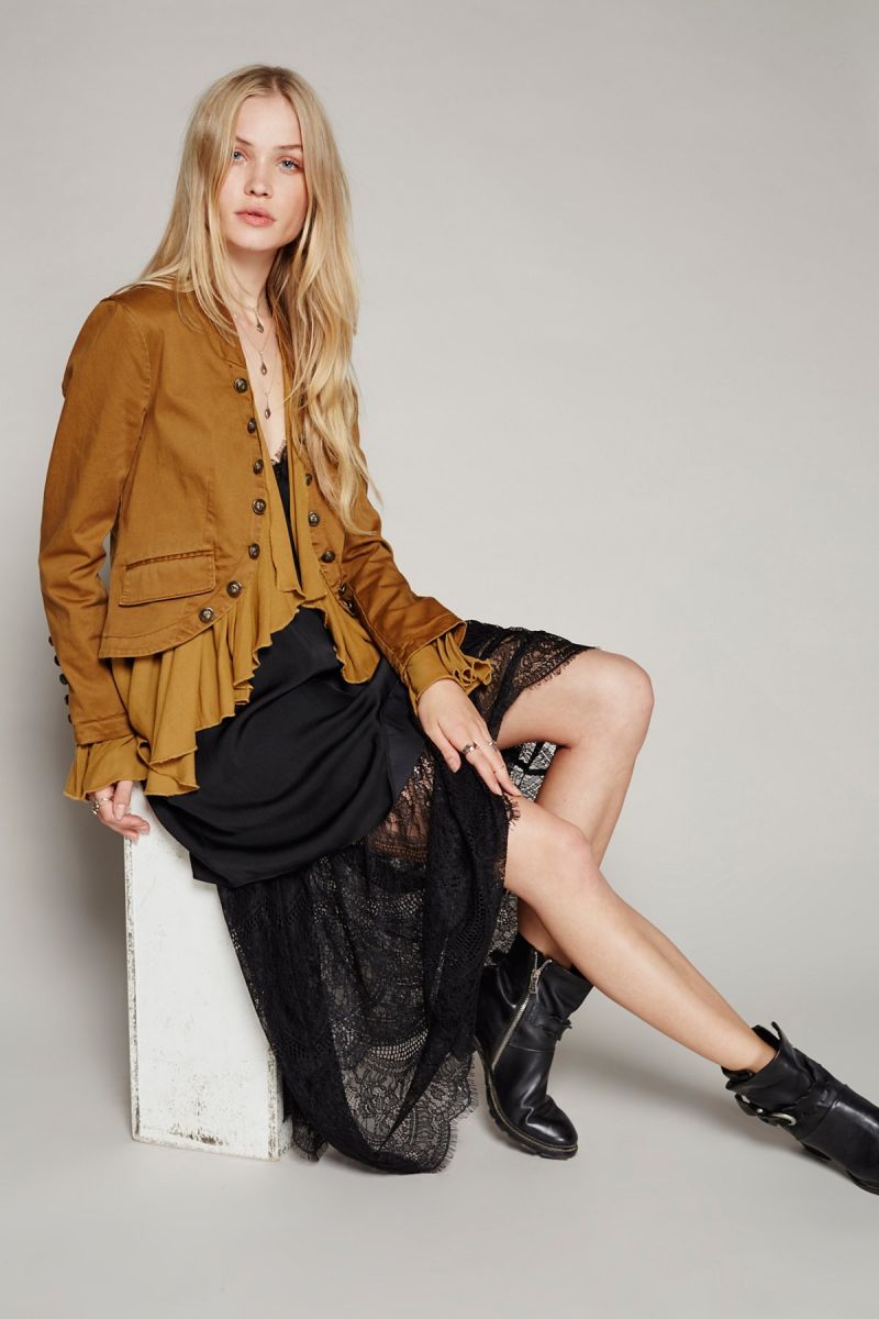 Military Inspired Cropped Wool Fashion Jacket