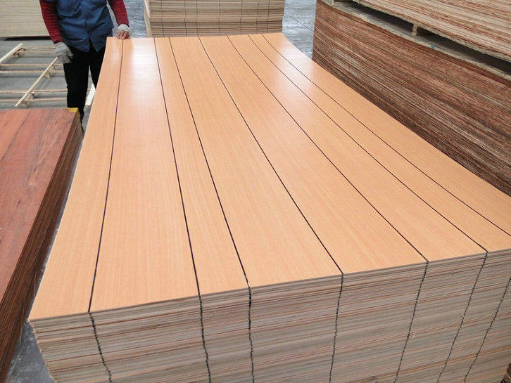 Melamine Walnut Veneered MDF with First Class