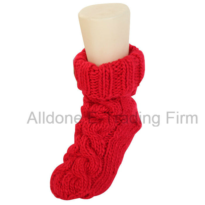 Wholesale 100% Hand Knitted Indoor Floor Socks Slippers