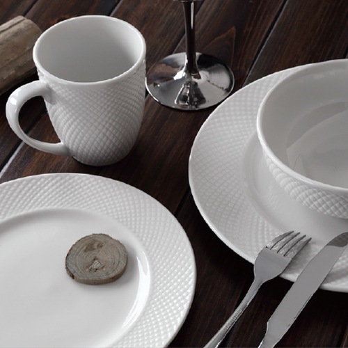 2016 New 20PCS Porcelain Embossed Dinner Set