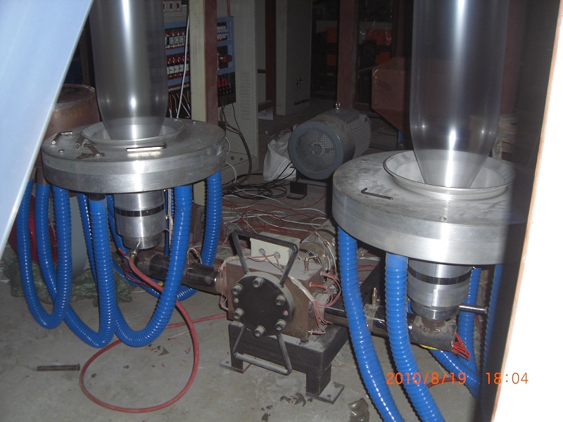 Double-Head PE Film Blowing Machine (CE)