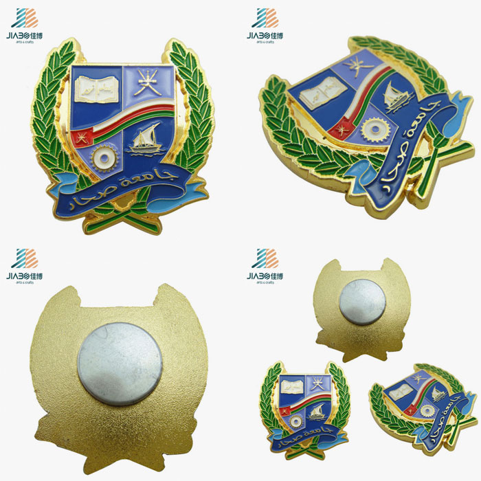 Wholesale Factory Price Gold Paint Oman Souvenir Custom Magnetic Badge Pins