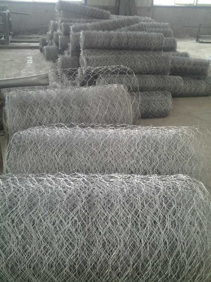 Gabion/Hexagonal Gabion Heavily Zinc Coated 40-270g/Sqm