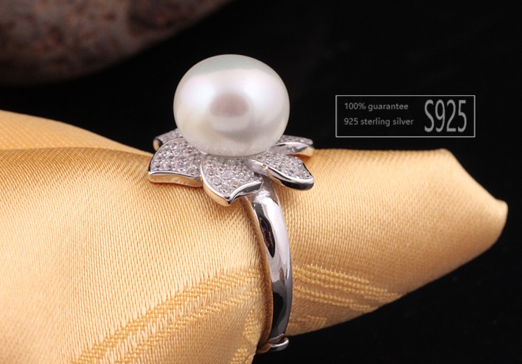 Natural Freshwater Pearl Set Flower Shape AAA 12-13mm Button Pearl latest Design Pearl Set